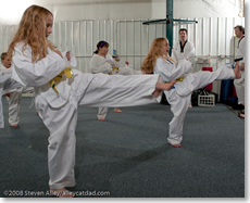 Group Front Kick at December 2008 Promotion Exam
